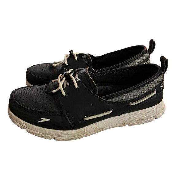 Speedo lightweight slip on loafers women’s size 6 - Picture 1 of 8